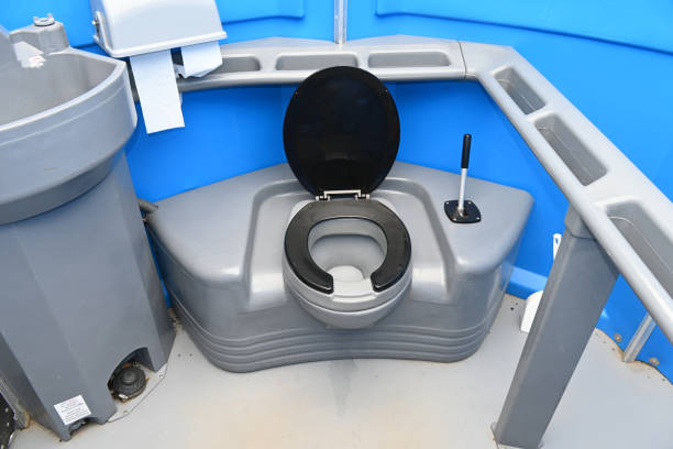 Porta potty delivery and setup in Spring Lake, NJ